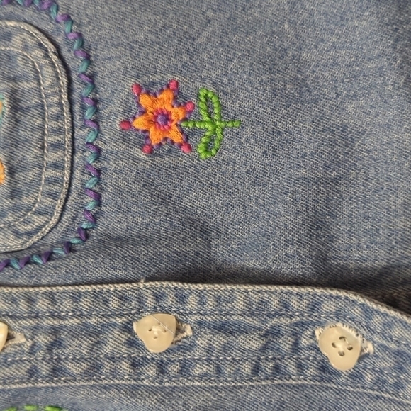 Gap Baby Gap Colorful Embroidery Floral Heart Buttons Soft Denim Vest 6-12 Month - Picture 4 of 7